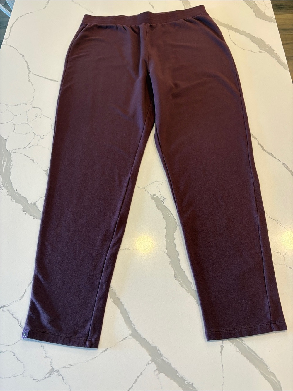Barefoot Dreams Cozy Straight Leg Lounge Pants ~ Size Large Tall ~ Burgundy - Picture 2 of 9